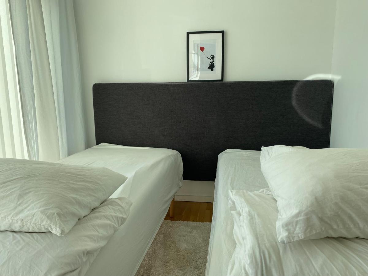 Exclusive 2 Level Etage Next To Arlanda-City Metro Sztokholm Zewnętrze zdjęcie