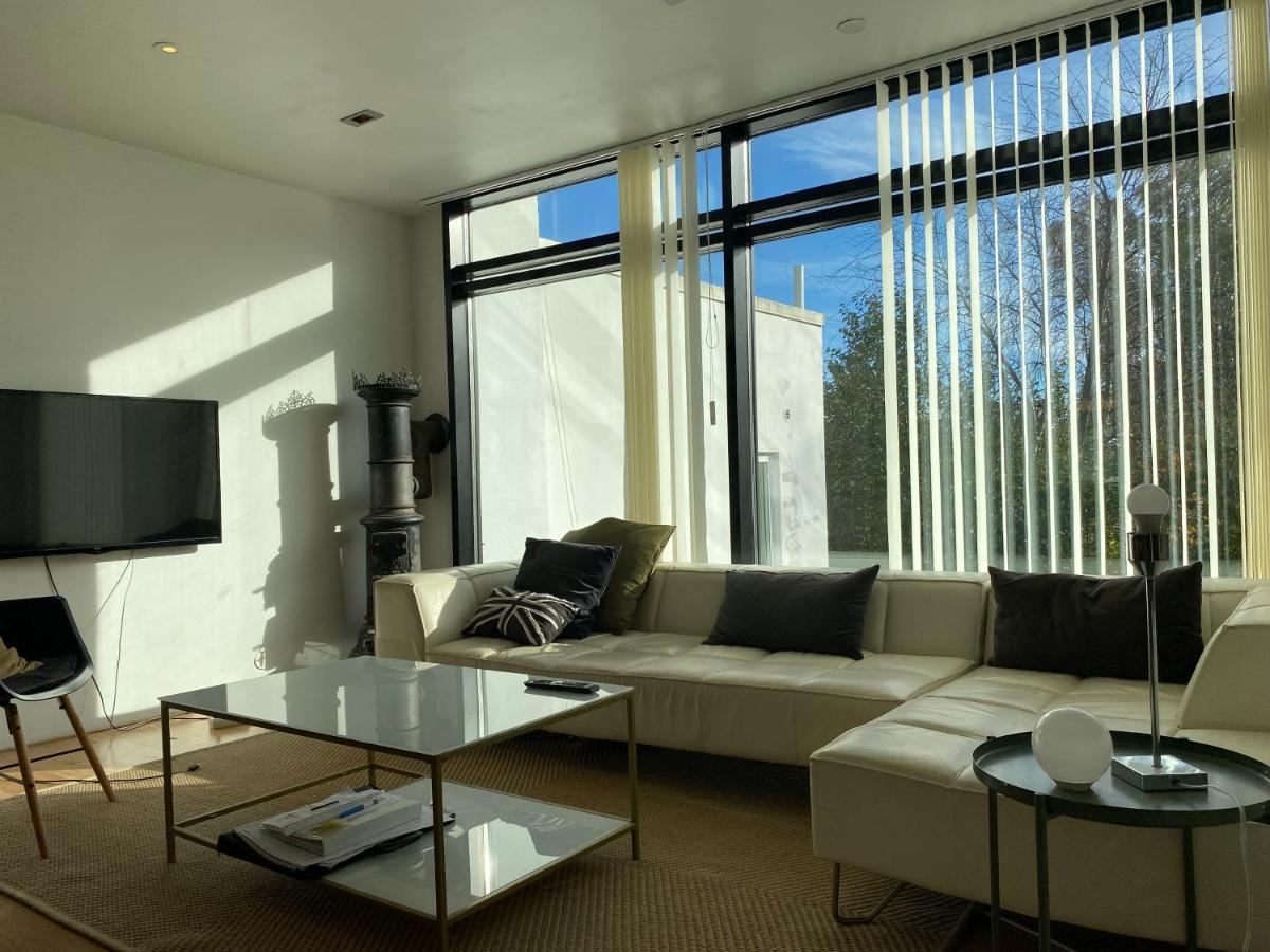 Exclusive 2 Level Etage Next To Arlanda-City Metro Sztokholm Zewnętrze zdjęcie