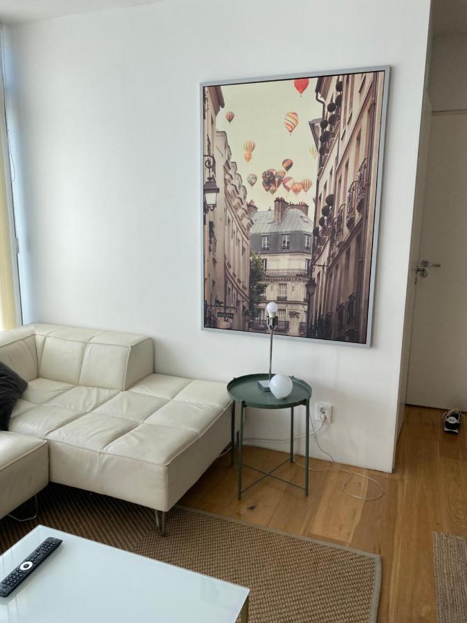 Exclusive 2 Level Etage Next To Arlanda-City Metro Sztokholm Zewnętrze zdjęcie