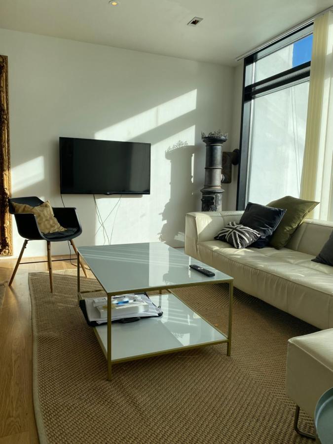 Exclusive 2 Level Etage Next To Arlanda-City Metro Sztokholm Zewnętrze zdjęcie